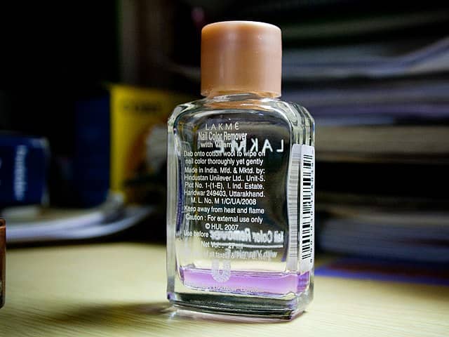 Nail polish remover used to describe ethyl acetate